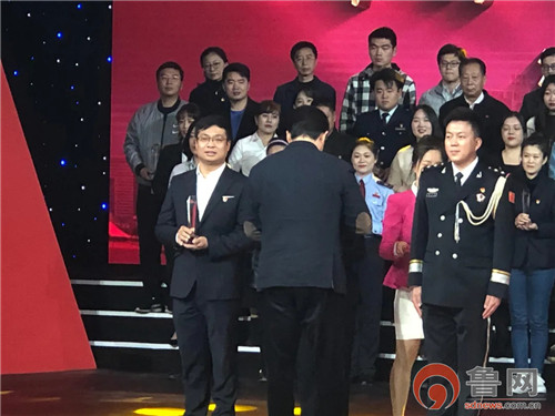 *党**建风采｜青岛城阳一中在中国梦新时代跟*党**走青岛市百姓宣讲大赛中荣获一等奖