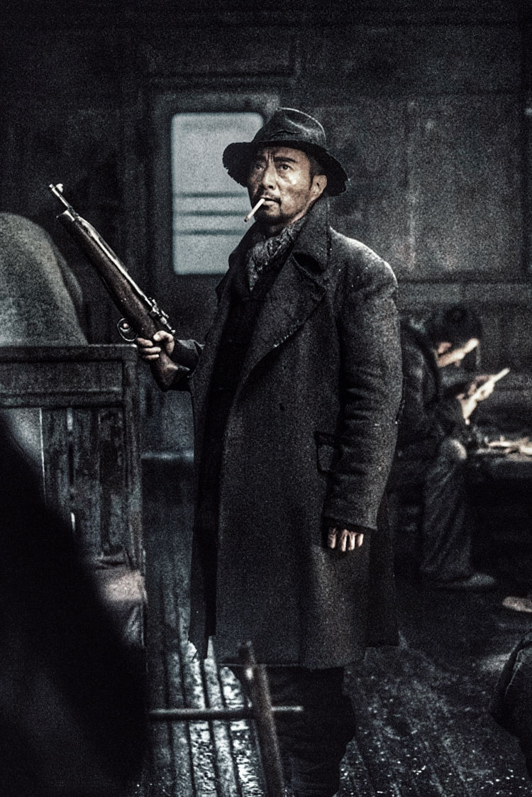 张涵予演什么都端着装腔作势的,张涵予演了几部电影