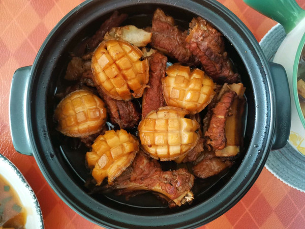 学做小鲍鱼烧排骨,红烧杏鲍菇排骨教程