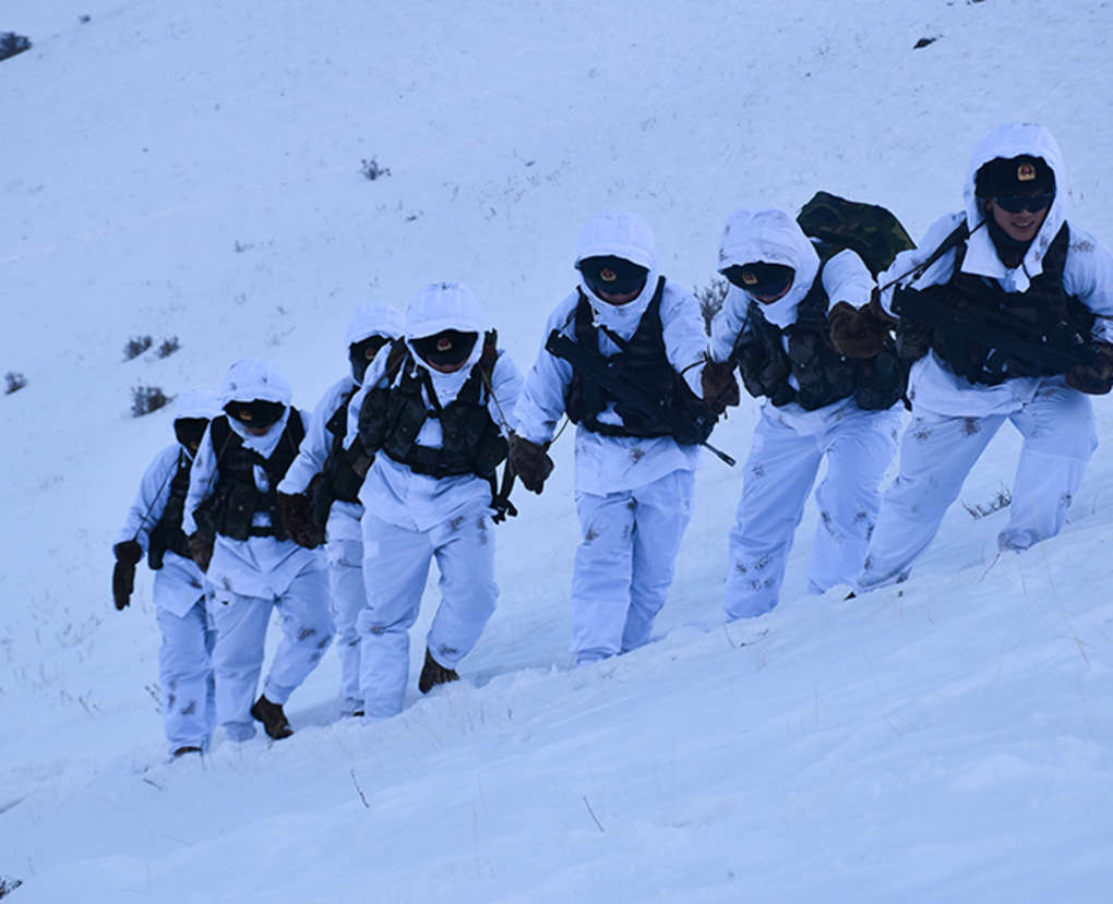 带你走进茫茫戈壁滩,带你感受荒凉的戈壁滩