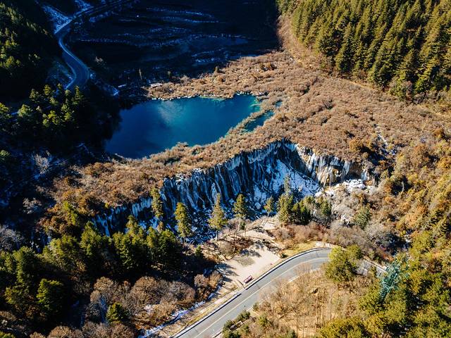 冬日梦幻童话九寨沟12月出发,九寨沟翠海蓝冰