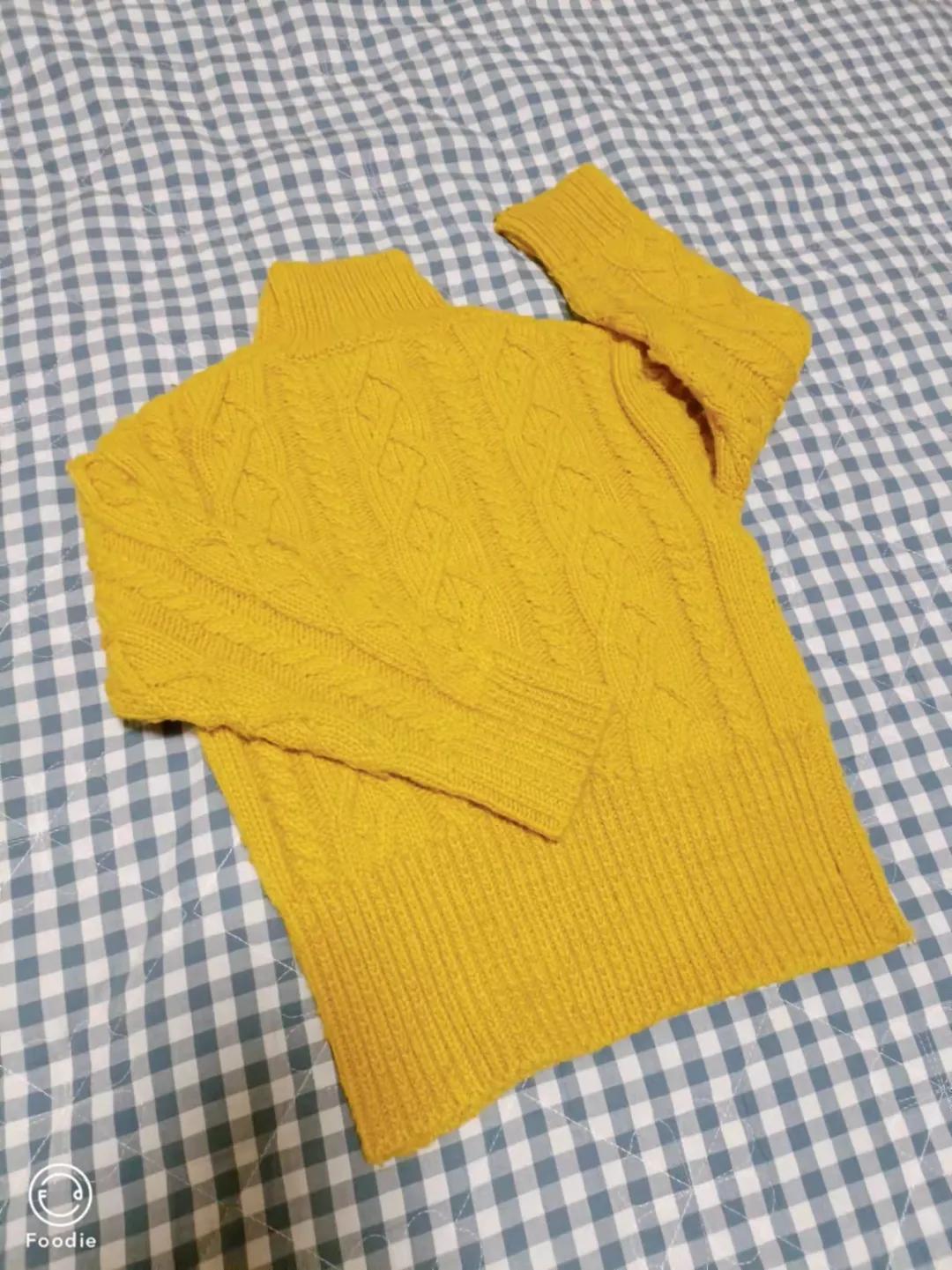 奶奶为儿子织14000元同款毛衣,大学生晒5件奶奶织的限量版毛衣