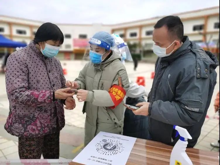 百色加油希望疫情早日过去,百色加油致敬抗疫一线医护人员