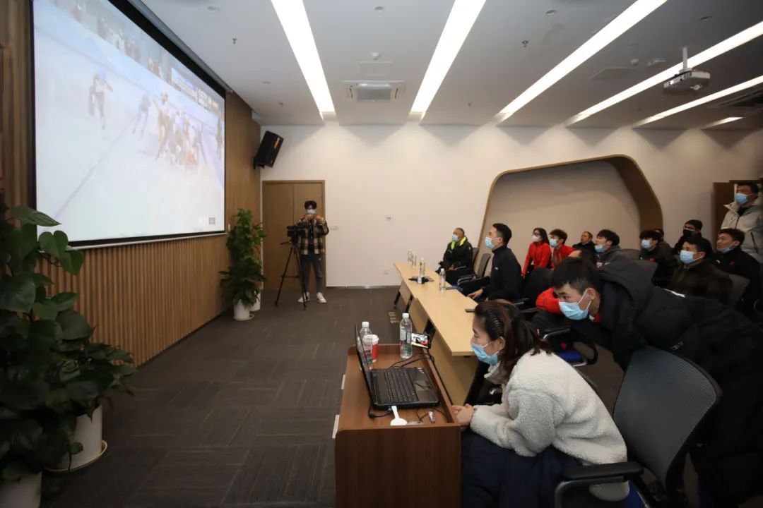 2022冬奥会速滑郭丹,中国冬奥会第一人郭丹