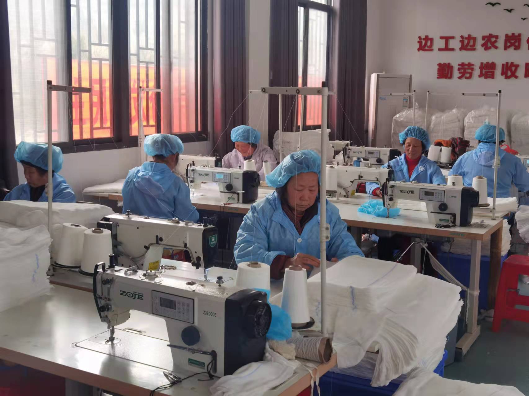 全国人大代表、湖北省崇阳县大市村*党**支部书记程桔:吸引更多年轻人返乡助力乡村振兴 | 女人大代表风采