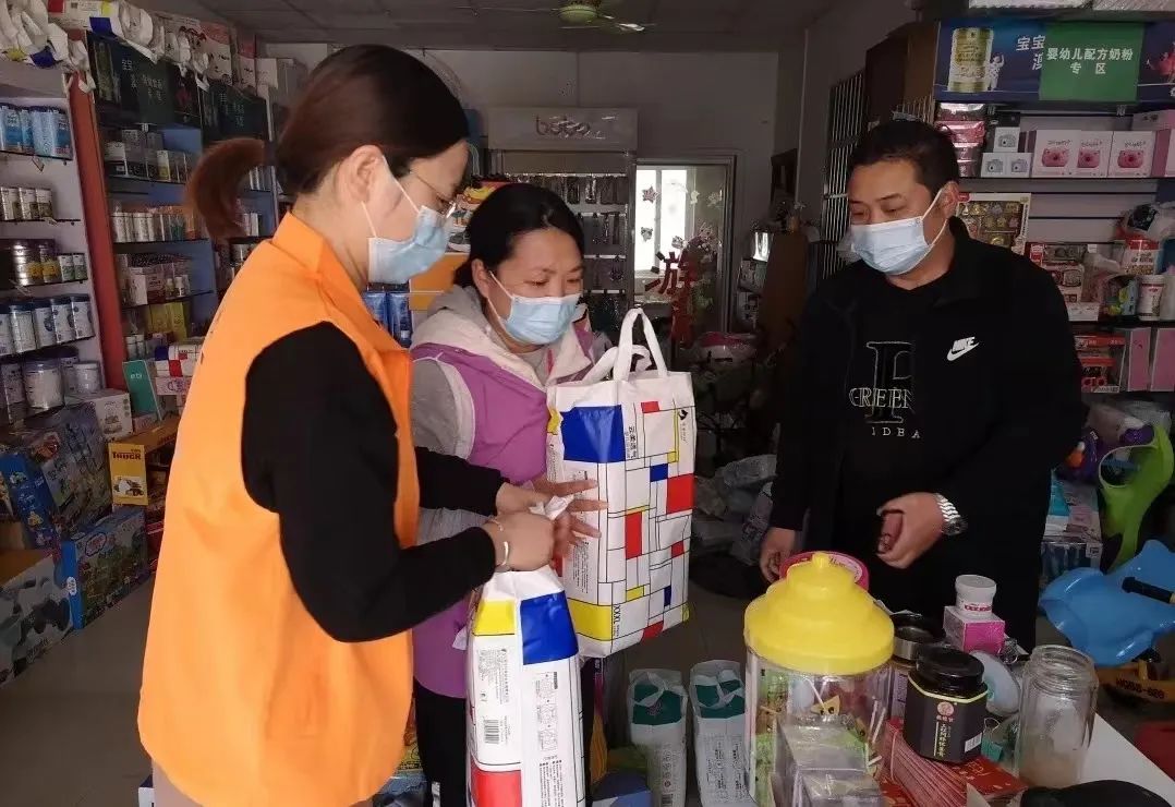 上海金山妇联“妈妈”齐行动，打响宝宝“口粮”保卫战