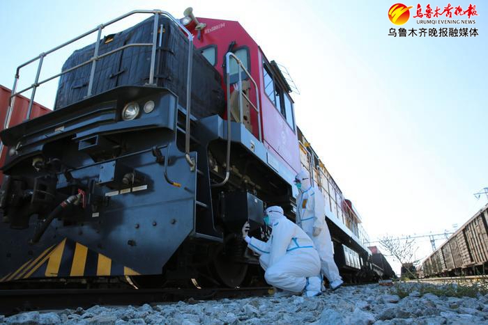 *疆新**特产搭载中欧班列走出国门