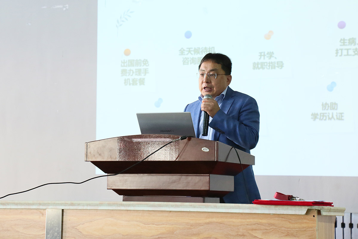 双语实验高中开先河烟台市首批集体赴日留学高中生启程