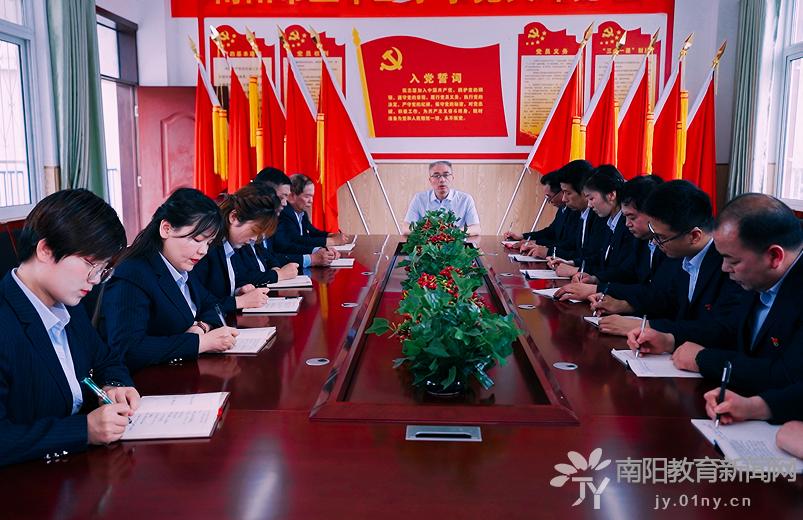 河南南阳市第三十三小学教研活动,南阳第三十三小学怎么样