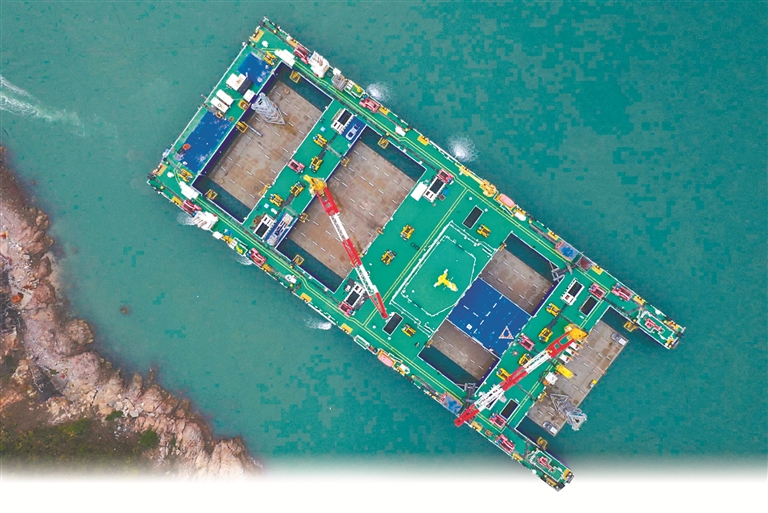 深中通道伶仃洋大桥先导索顺利过,深中通道伶仃洋大桥西锚碇地连墙