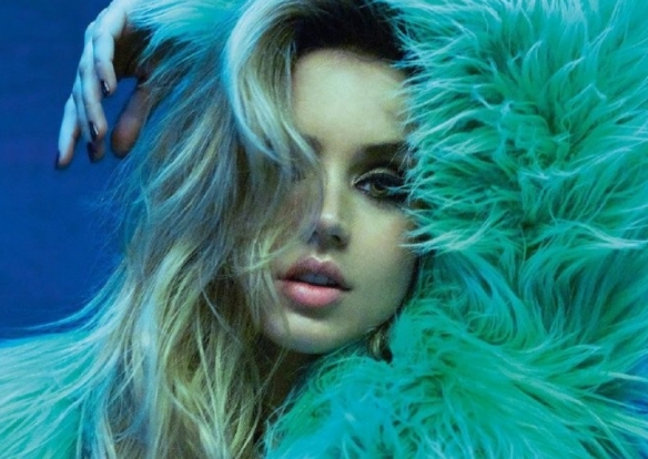 新任邦女郎安娜德阿玛斯,007邦女郎安娜德阿玛斯