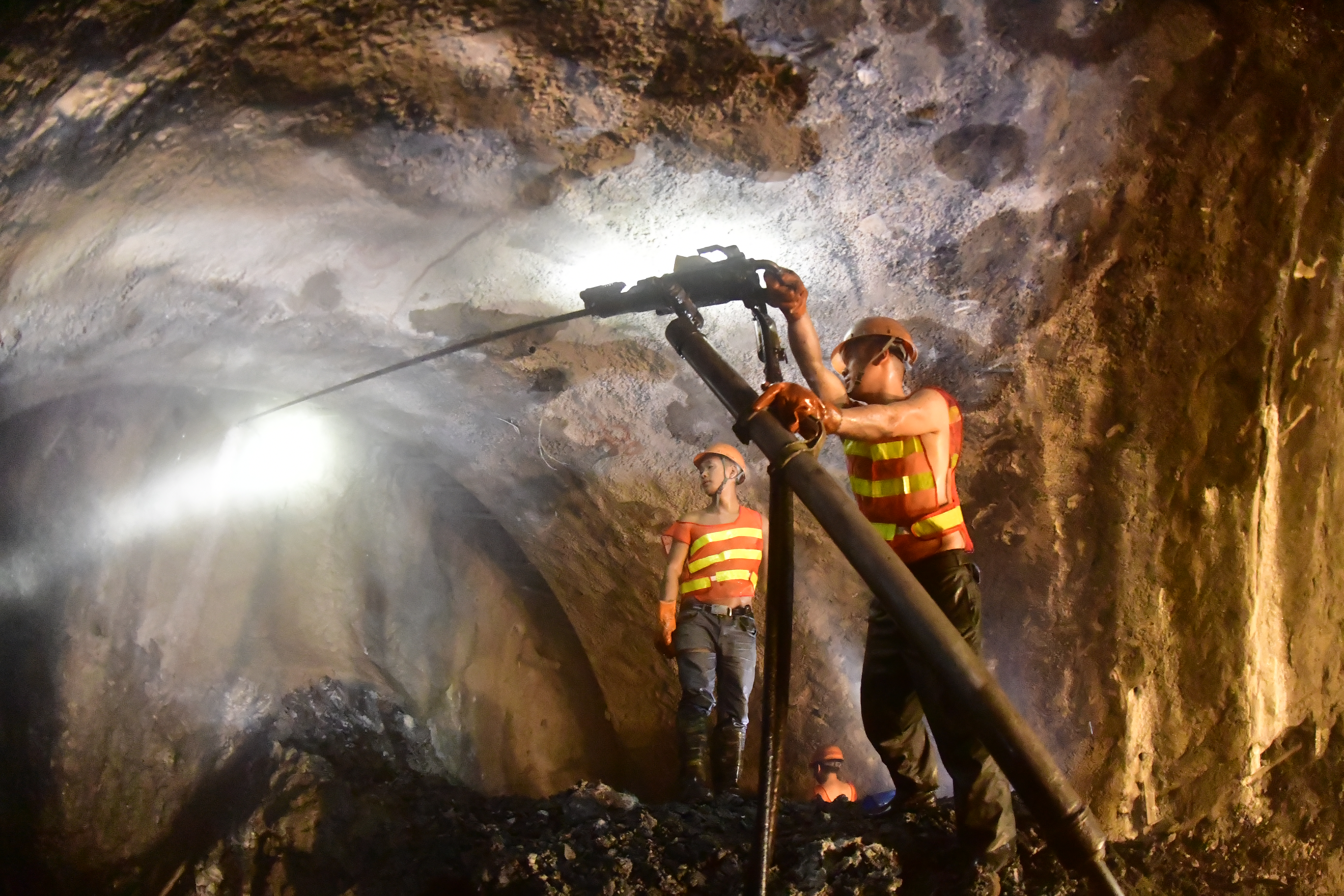 “击穿”大柱山纪事一：为了几分钟奋斗十多年