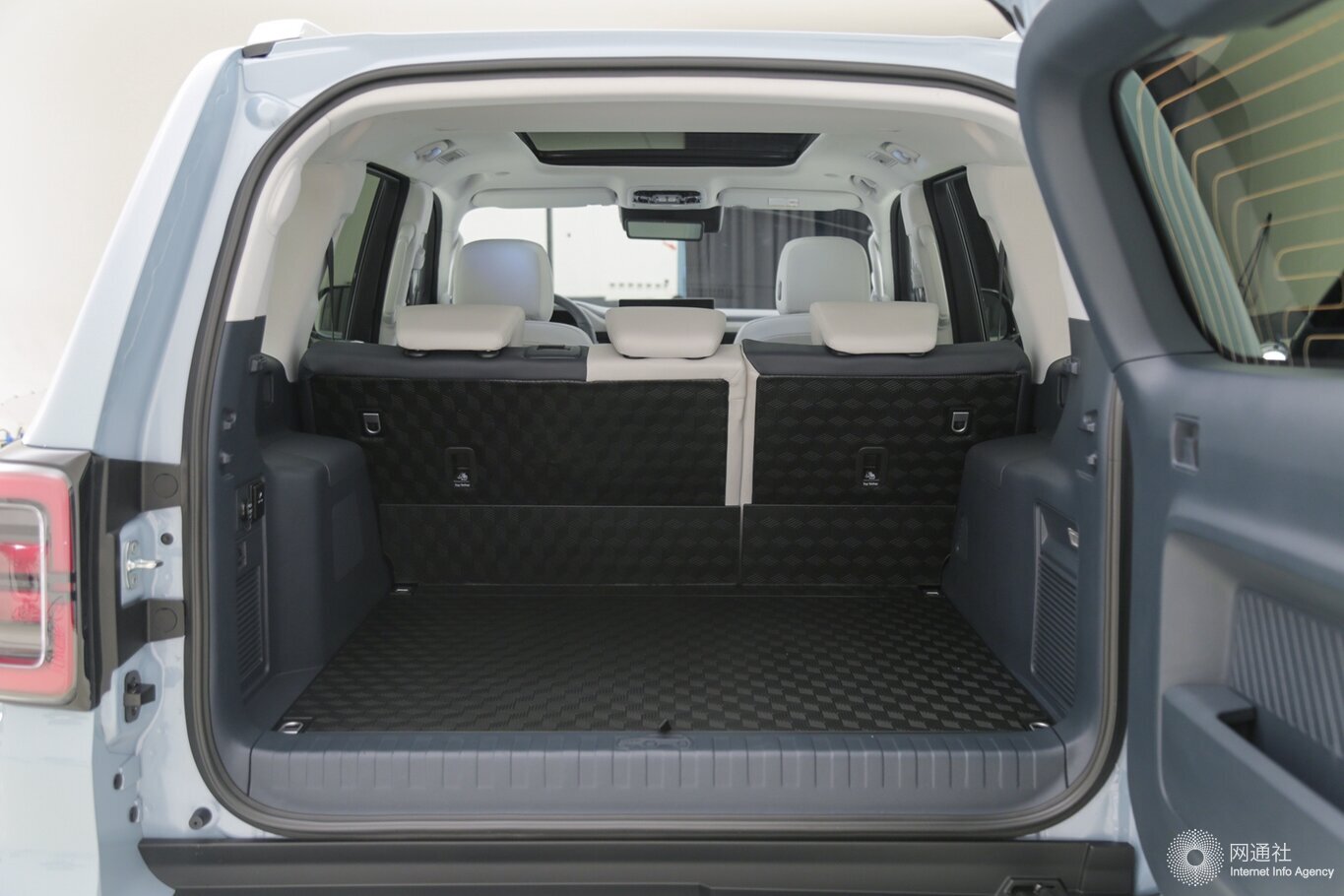 北京越野BJ60行政版上市,2022款北京硬派越野bj60