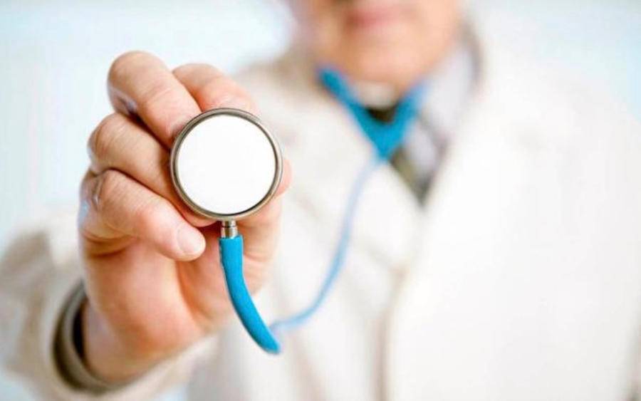 打耳洞感染事件,打耳洞造成颅内感染