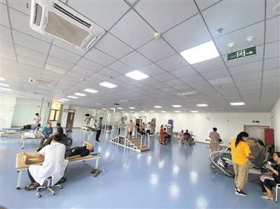 风行四十载奋进新时代｜观念转换天地宽奋力跨越铸辉煌——叶县中医院发展印象