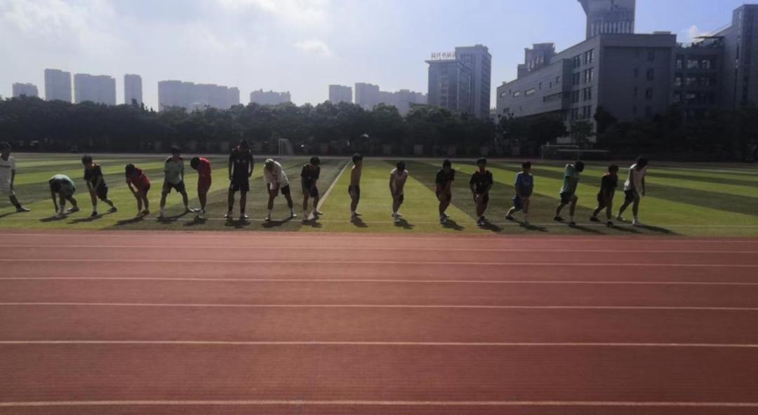 烽火城足|年轻，敢拼！漳州队加油