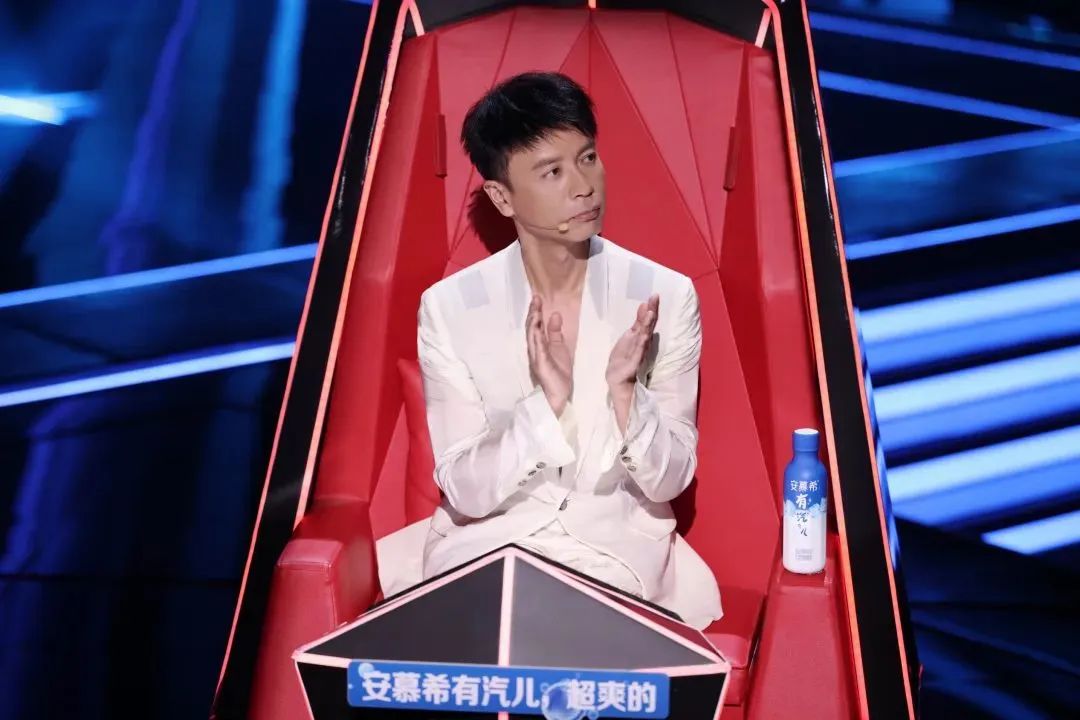 梁静茹中国好声音进度,中国好声音梁静茹是哪一期