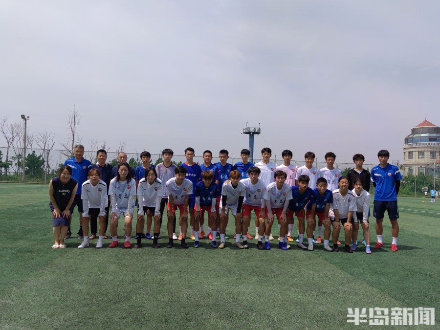 新闻周刊丨“踢”进象牙塔，升学新捷径？足球考试真不简单，伯乐的孩子也闹悬