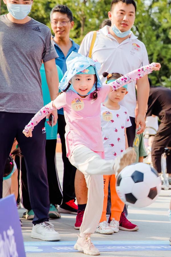 集智慧与运动于一身“奔跑吧·少年”定向越野展魅力