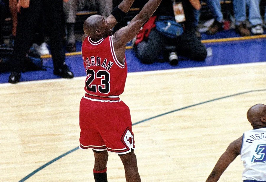 乔丹刷新的纪录,乔丹再夺一冠