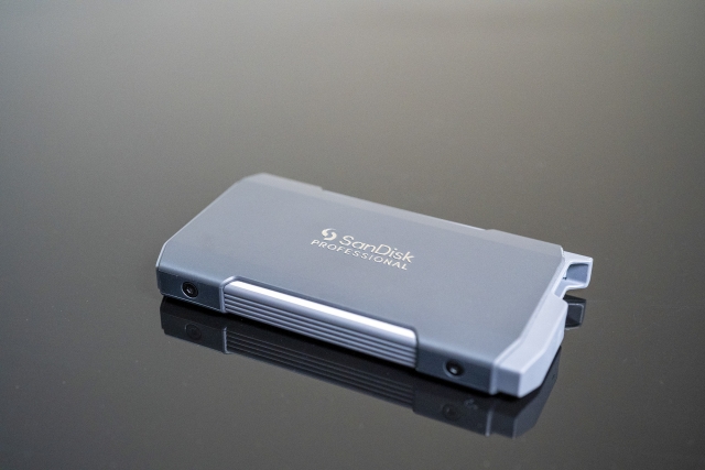 闪迪大师固态硬盘评测,闪迪大师极客移动固态硬盘测评