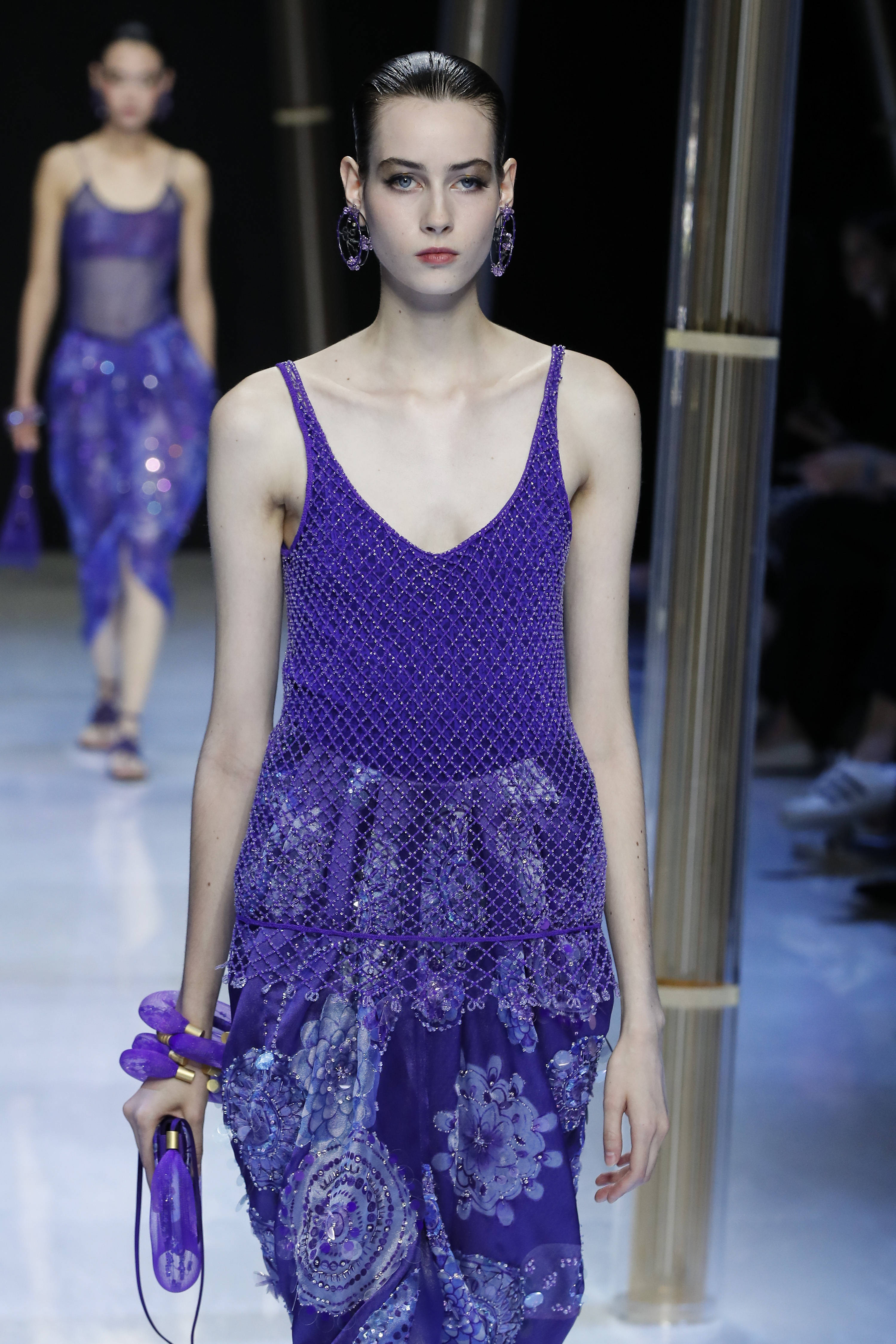 外代二线巴黎时装周,2024乔治阿玛尼时装秀