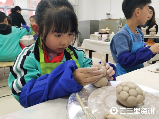 耕耘·我们的教育｜烹饪、古琴、书法……70余种特色社团，让学生全面发展