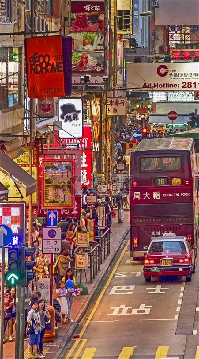 探索未来购物中心设计趋势,沉浸式主题街区购物中心的新出路