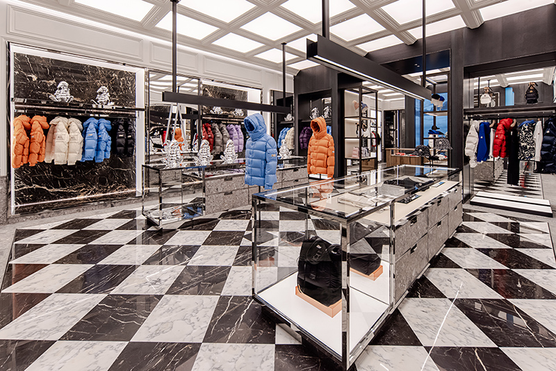 今日消费资讯：BALMAIN带来2022秋冬系列全新大片、YIN隐入驻连卡佛