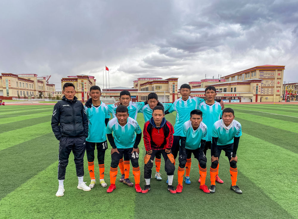 雪域高原上的女人,雪域高原上的田园生活