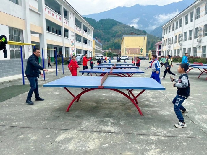 高镇中心小学乡村学校少年宫,汉中乡村学校少年宫汇报展示