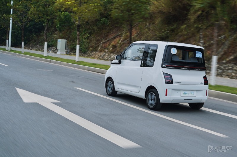 五菱汽车miniev试驾,五菱miniev120公里测试