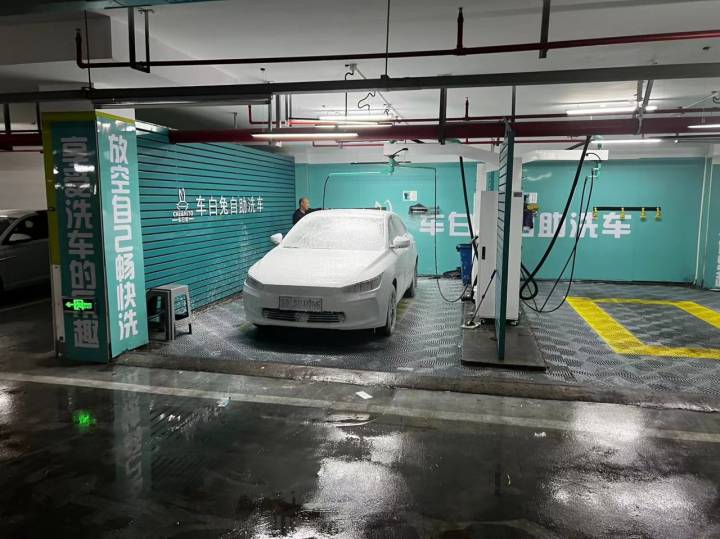 24小时自助洗车春节不涨价,24小时自助洗车店洗车一次多少钱