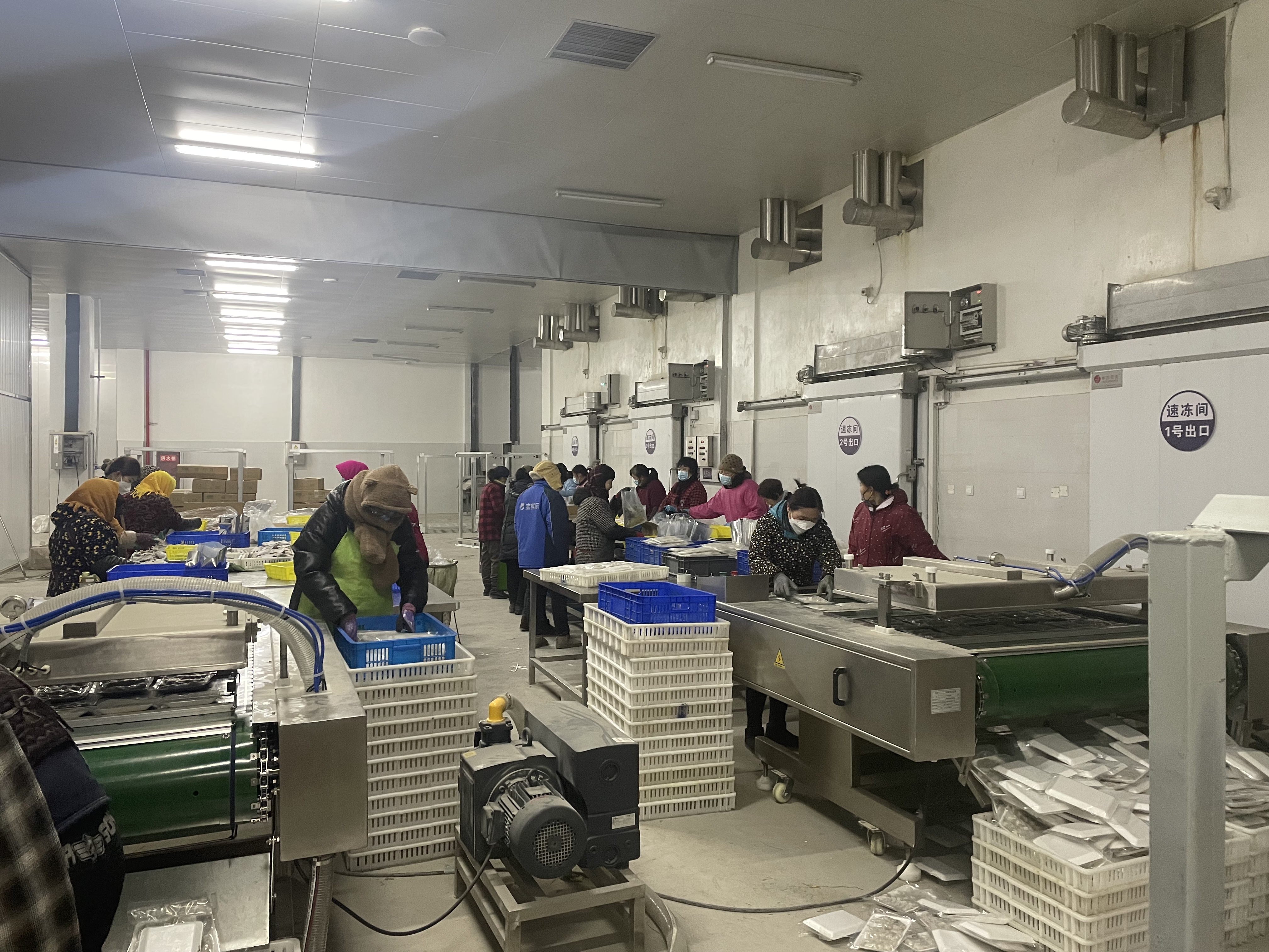 新春走基层跨境电商,新春走基层超市年货