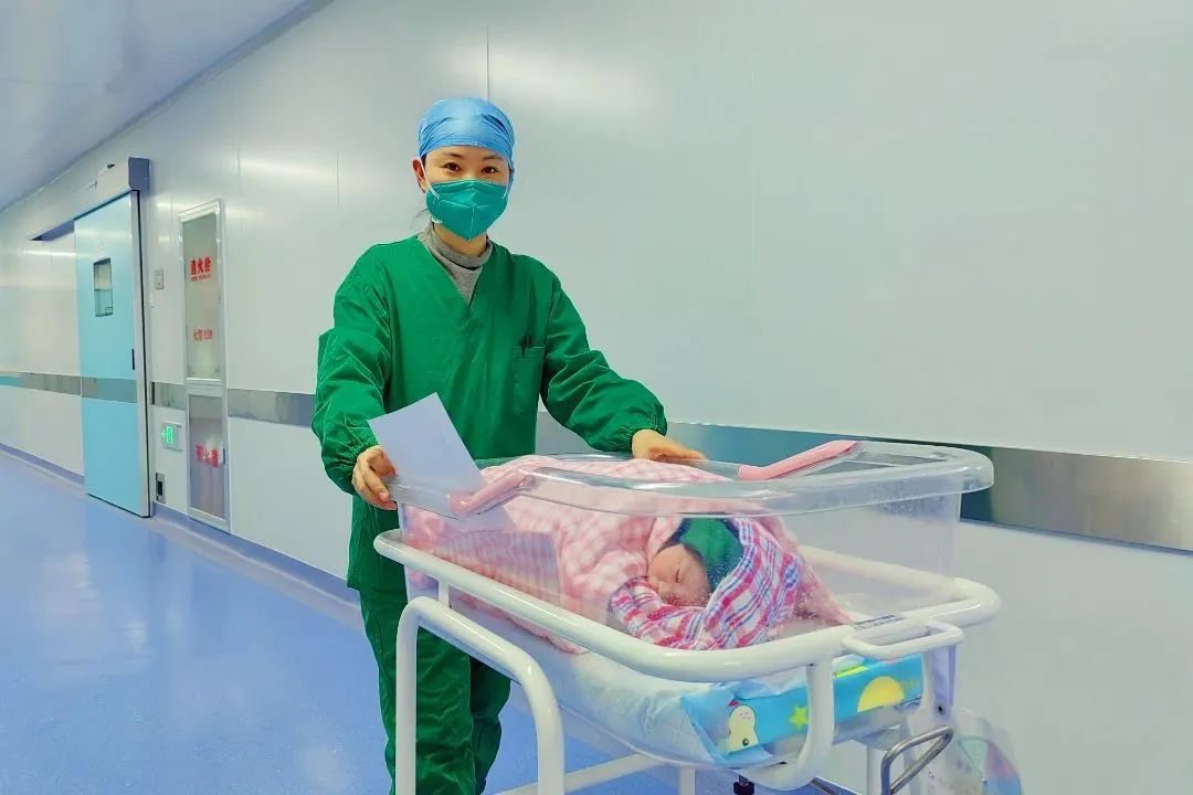 新春走基层别样年货让年味更浓,新春走基层年茶饭里的年味儿