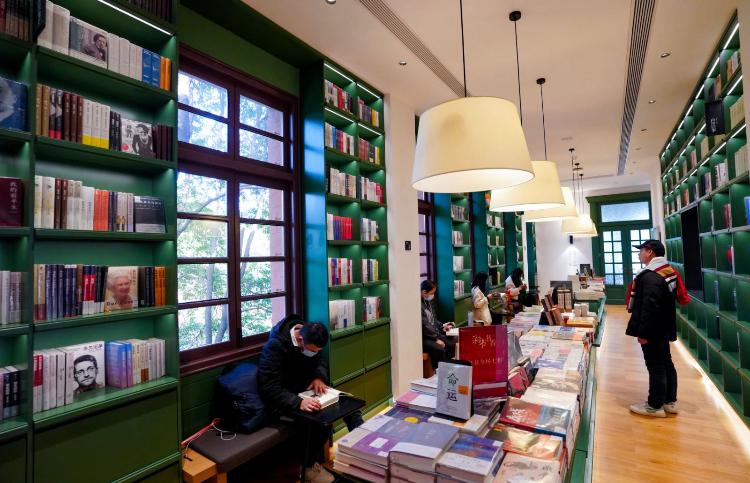 网红长沙的新年氛围里，漫卷着浓浓书香