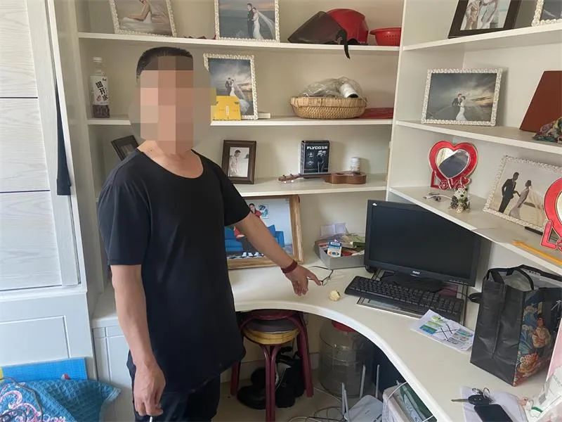 警方破获跨国运毒案,警方侦破特大邮寄毒品案