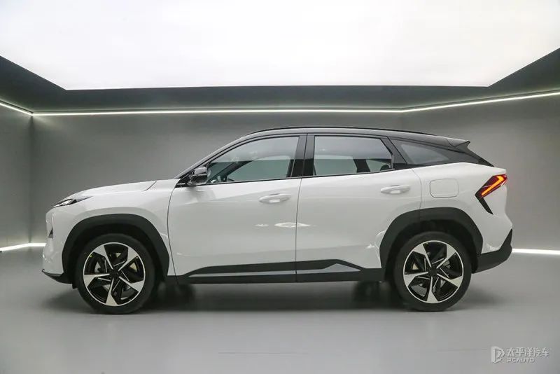 吉利银河l7全新suv沉浸式体验,吉利银河l7丐版增程版深度测评