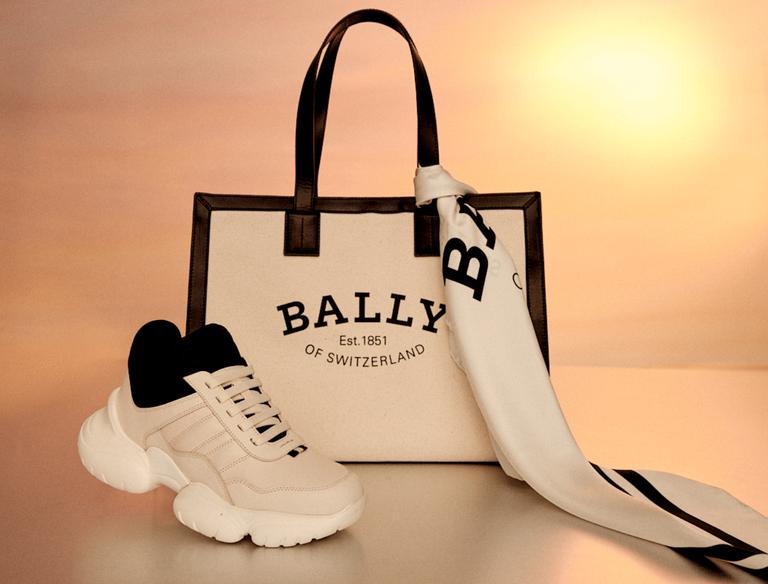 bally女王节限定款女士托特包,bally2023新年限量兔子礼盒