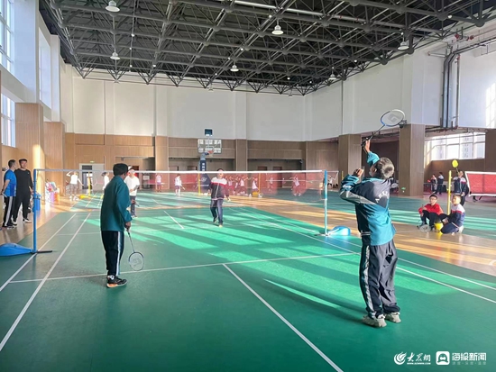 *藏西**昂仁中学师生赴淄博市张店区重庆路中学（八中北校）研学交流