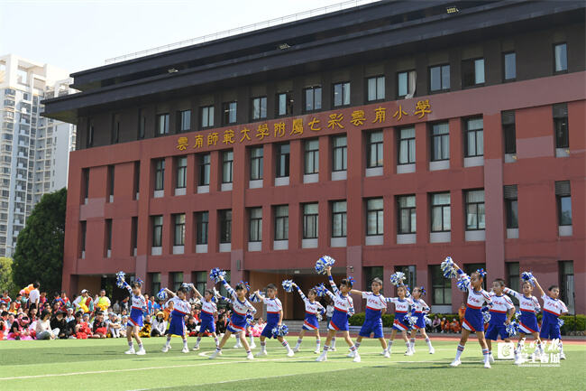 师专附小校园足球联赛比赛,七彩云南校园足球联赛