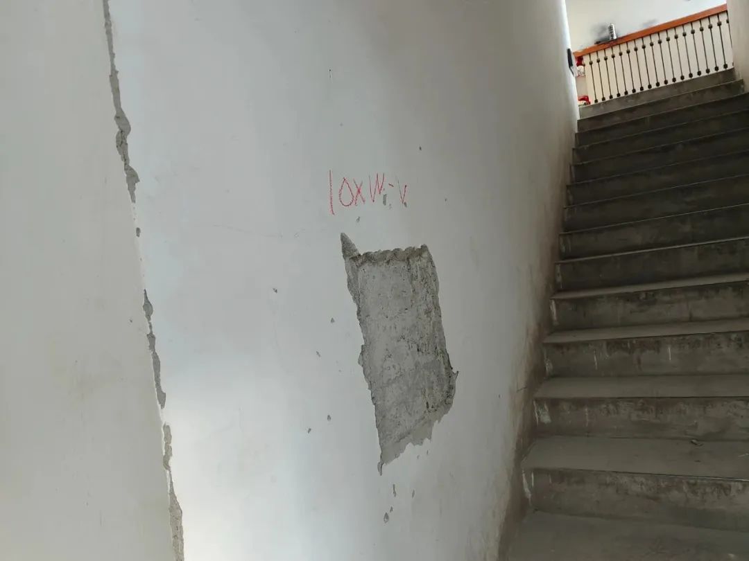 哈尔滨承重墙事件当事人被抓,哈尔滨承重墙事件租户被抓了