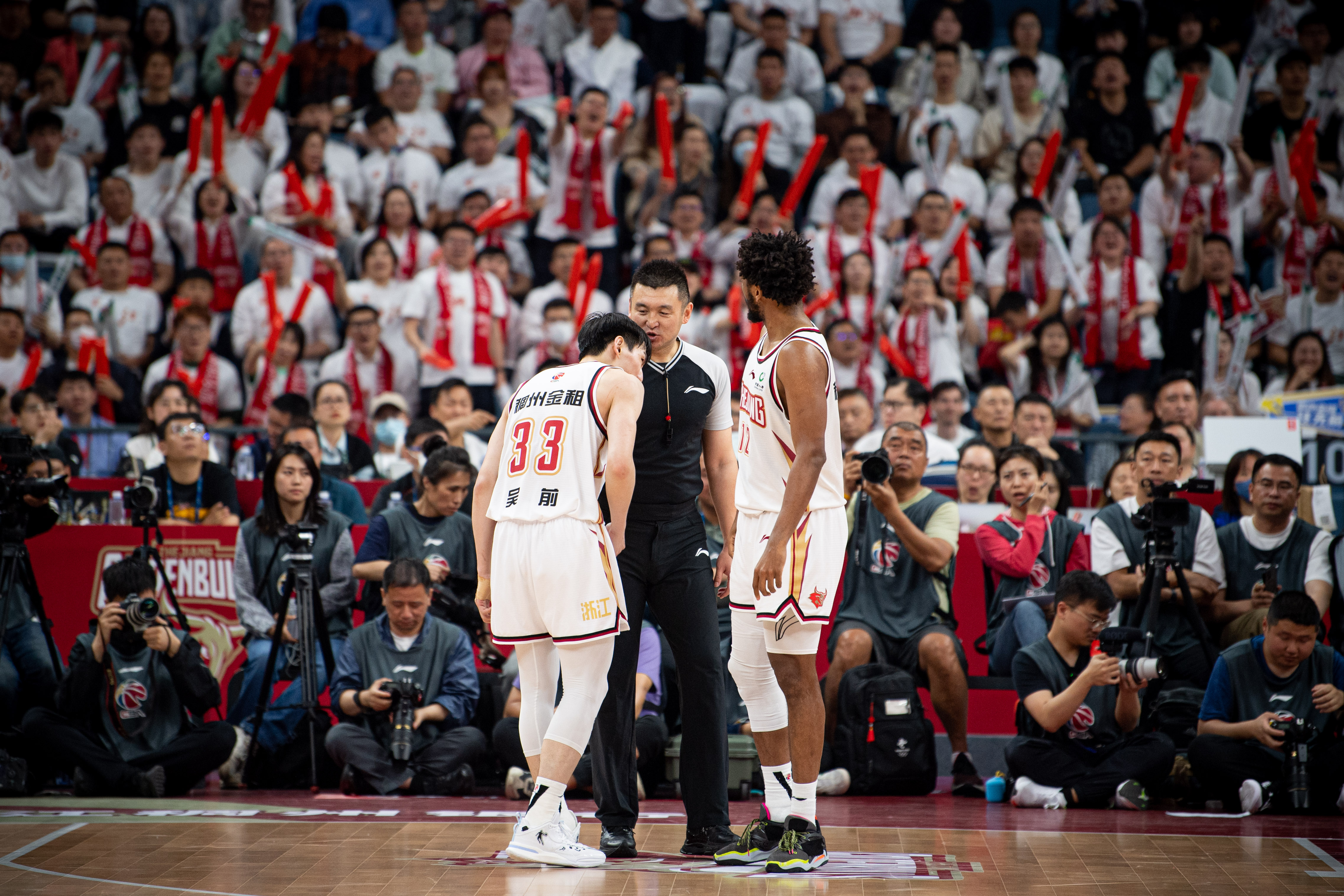 辽宁本钢vs浙江稠州全场视频,浙江稠州金租vs辽宁本钢直播