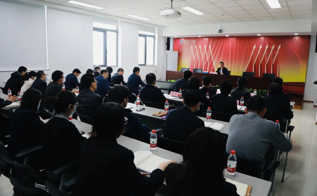 新兴际华投资：凸显“快”“实”“深”确保主题教育高起点开局