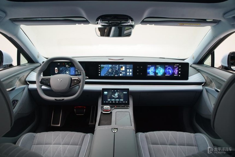 入门即满配岚图追光大定权益焕新