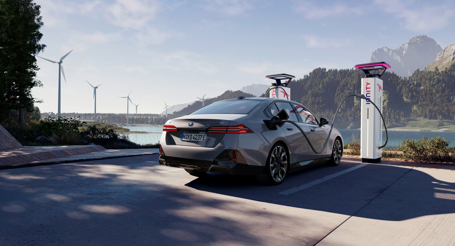 24款宝马5系改装大鼻孔,宝马5系改装大鼻孔前杠