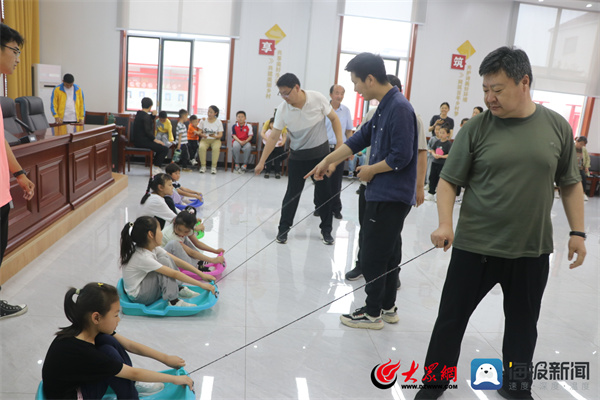 阳信县商店镇举办“天天向商·店亮未来”亲子活动