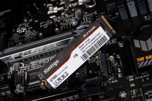 金泰克和金百达固态硬盘对比,金泰克m.2固态硬盘测评