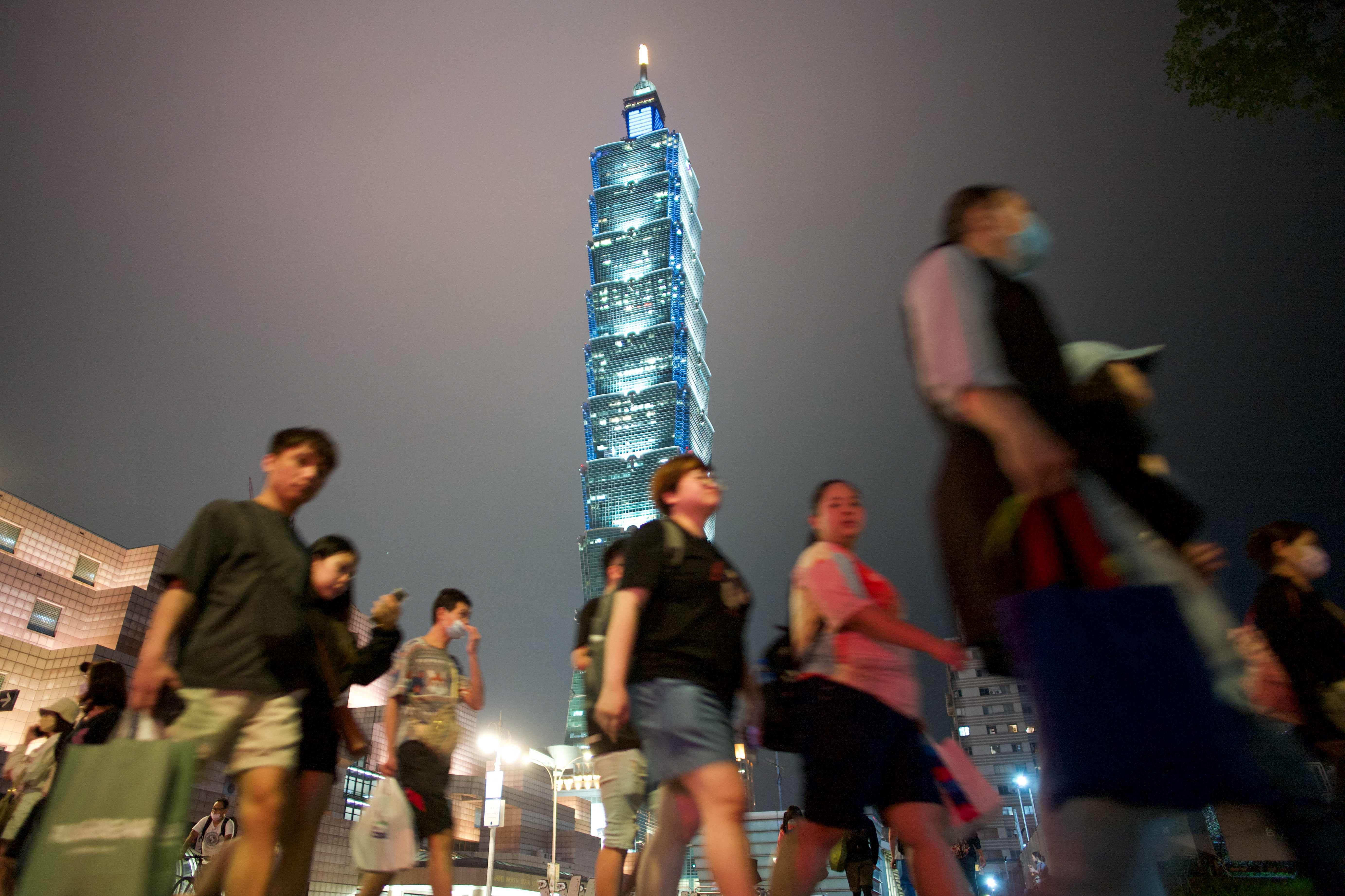 9万英镑请动特拉斯台当局被批“打肿脸充胖子”