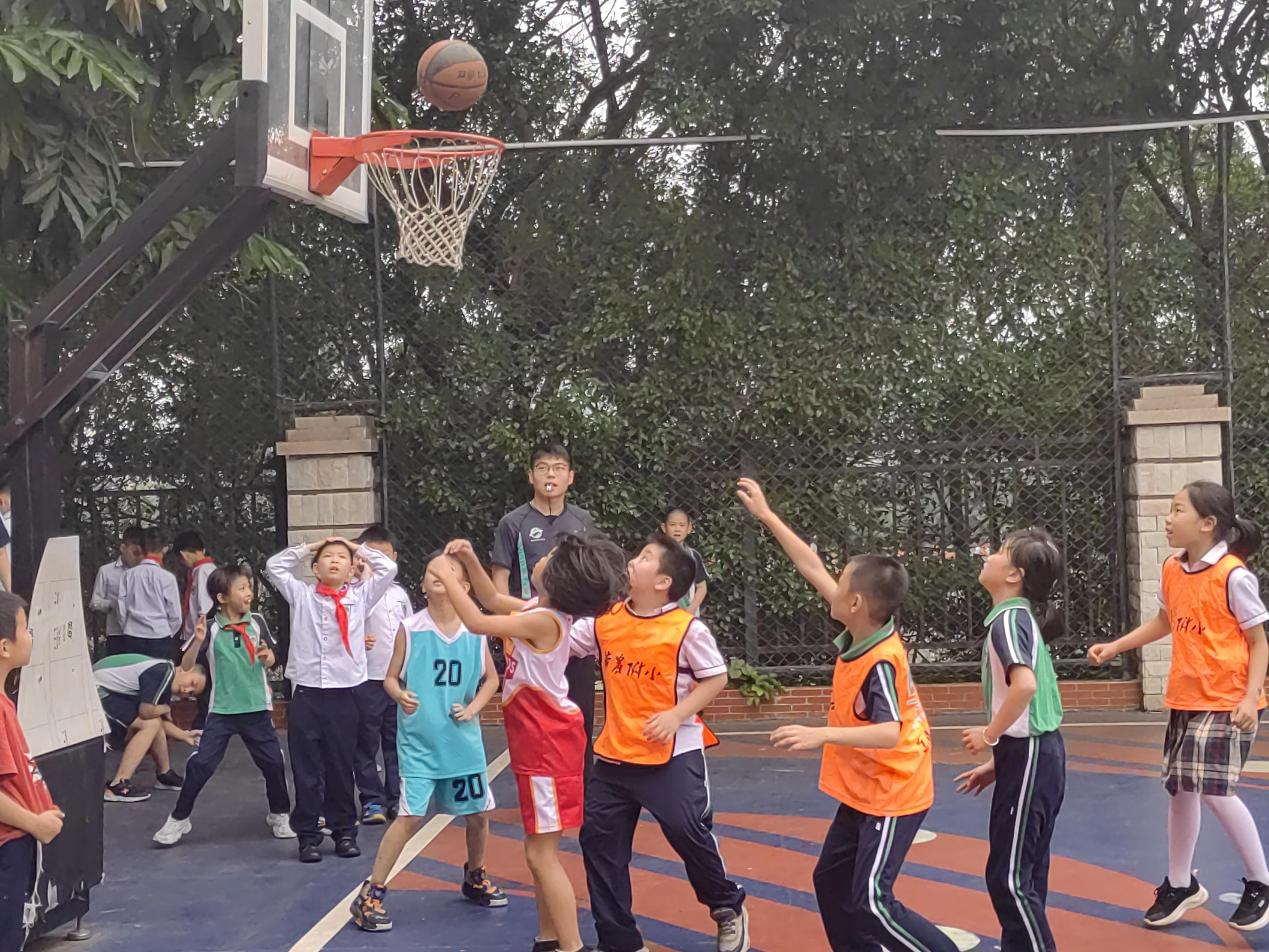 爱运动的孩子是不是不容易近视,爱运动的孩子近视了影响运动吗